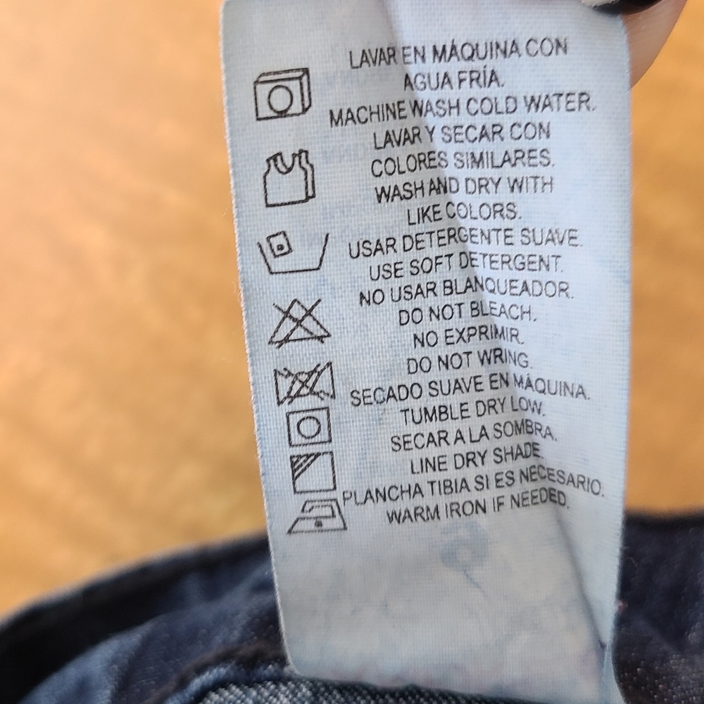 Andrea Jeans Women's Dark Wash Slim Jeans | 9 - Picture 11 of 11